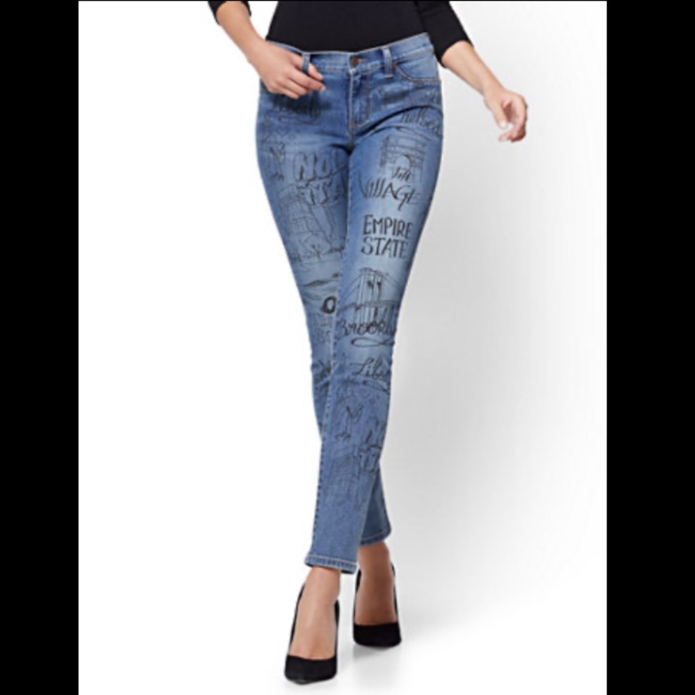 Graffiti Print Skinny Jeans